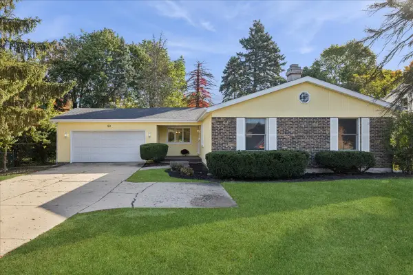 53 N Mclean Boulevard, Elgin, IL 60123