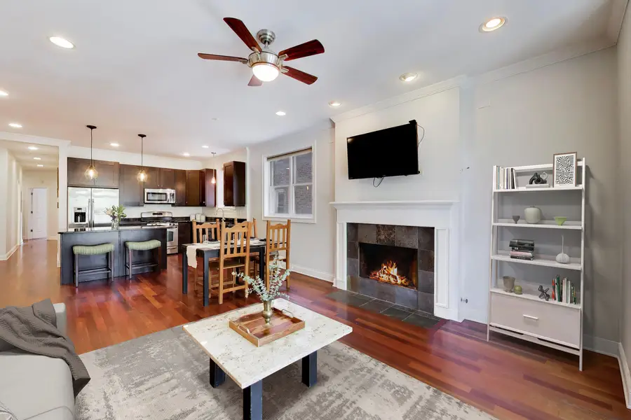 1219 W Foster Avenue #2W, Chicago, IL 60640 - #3