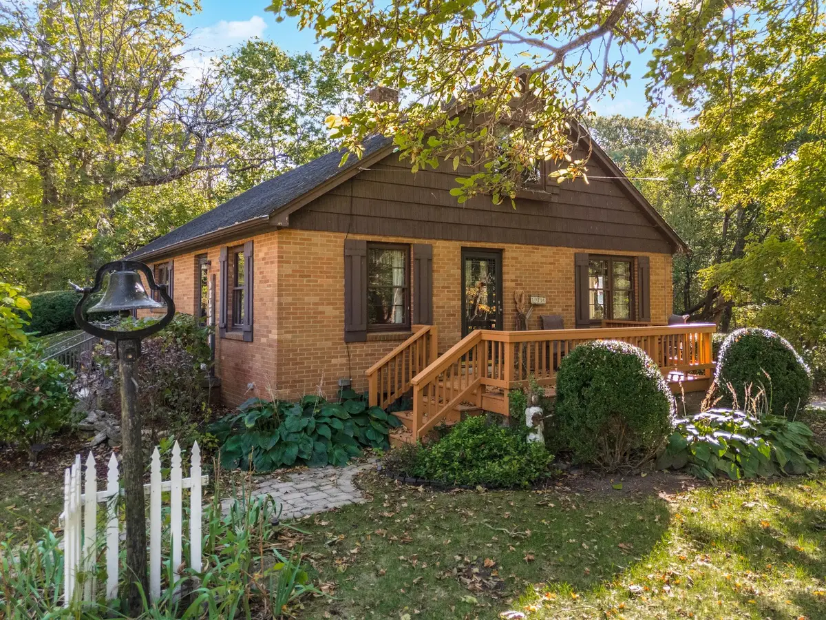 19256 N 1330 East Road, Pontiac, IL 61764 - Image #1