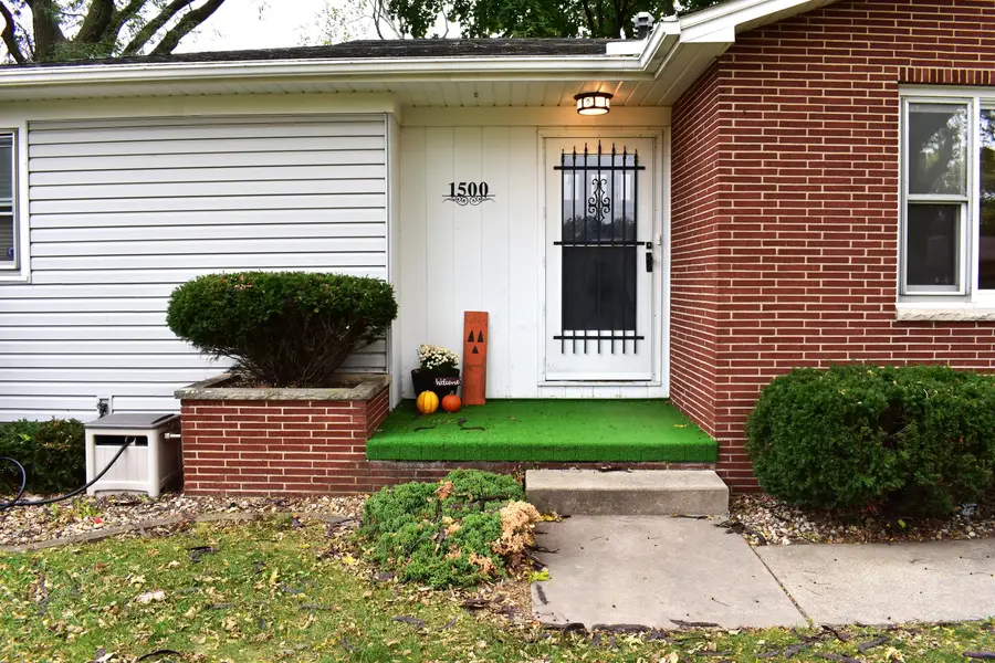 1500 Manhattan Drive, Streator, IL 61364 - Image #2