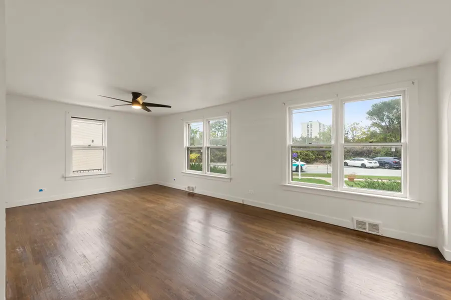 25 E Parkside Avenue, Lombard, IL 60148 - Image #3