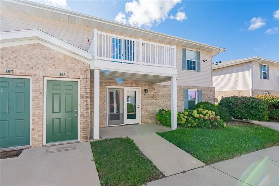 1040 Ekstam Drive #108, Bloomington, IL 61704 - Image #3