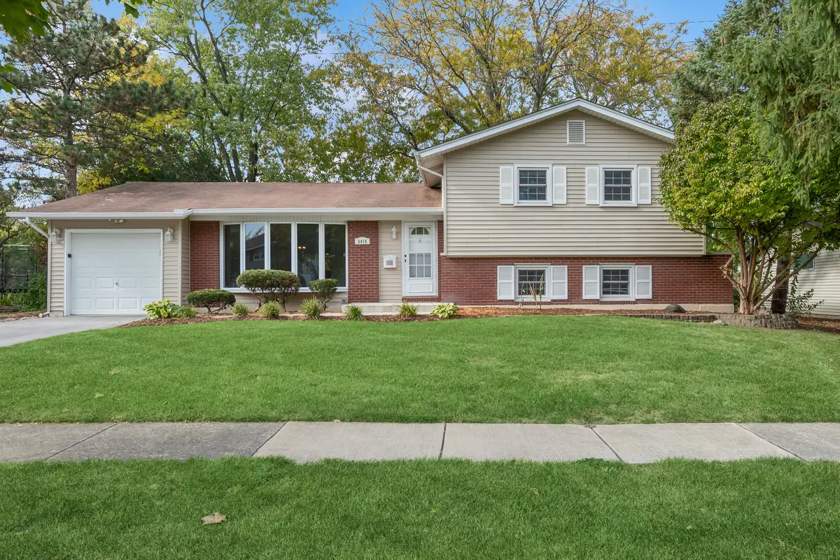 6410 Macarthur Drive, Woodridge, IL 60517 - Image #1