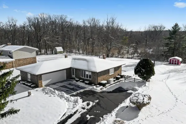 2033 E Hickory Street, Crete, IL 60417