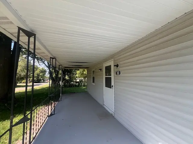 300 N Maltby Street, Waynesville, IL 61778 - Image #2