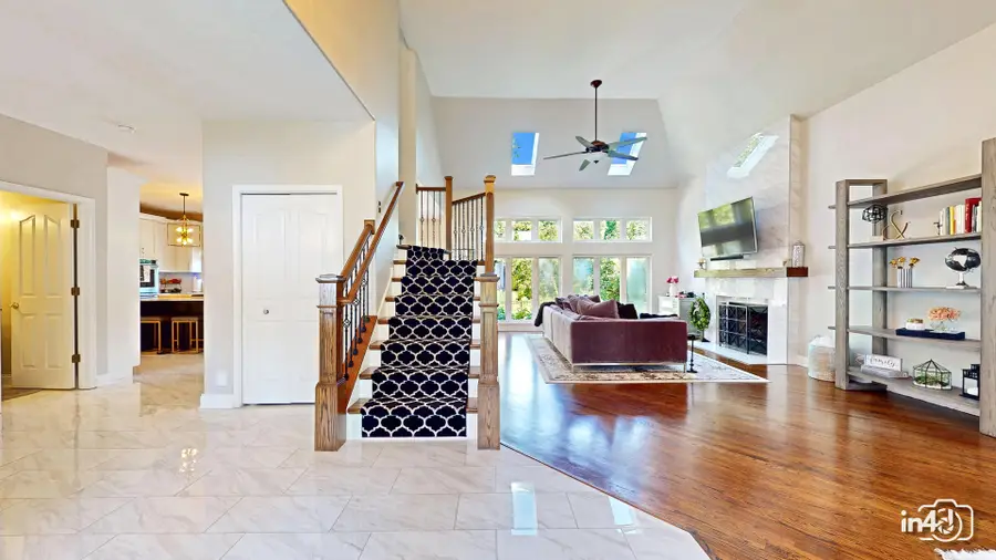 2207 Sisters Avenue, Naperville, IL 60564 - Image #2