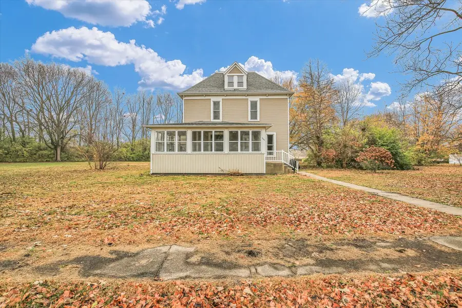 364 W Morris Street, Bement, IL 61813 - Image #2