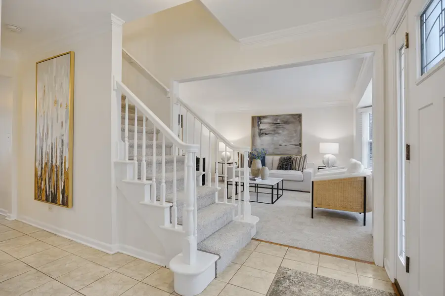 201 N Cambridge Drive, Geneva, IL 60134 - #2