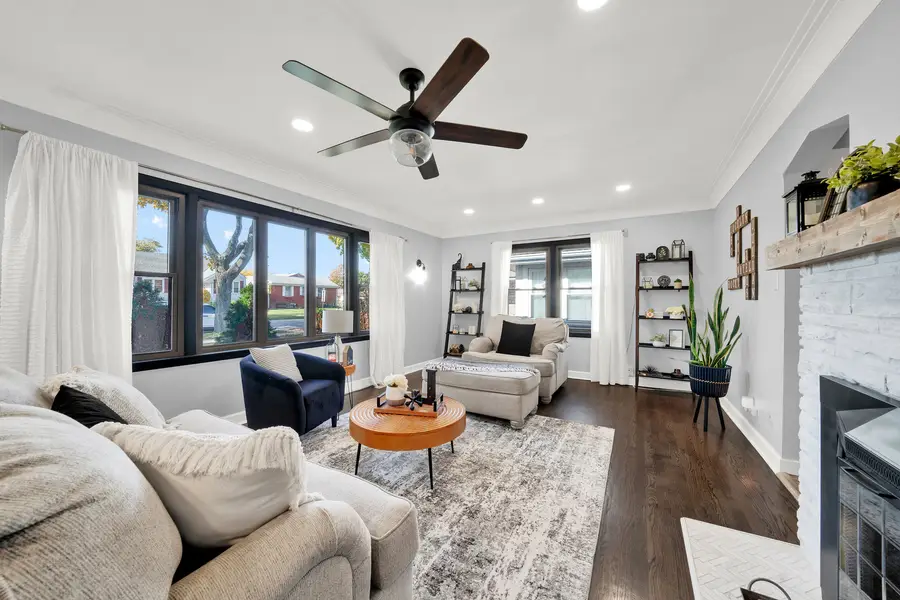 9111 S 55th Avenue, Oak Lawn, IL 60453 - Image #3