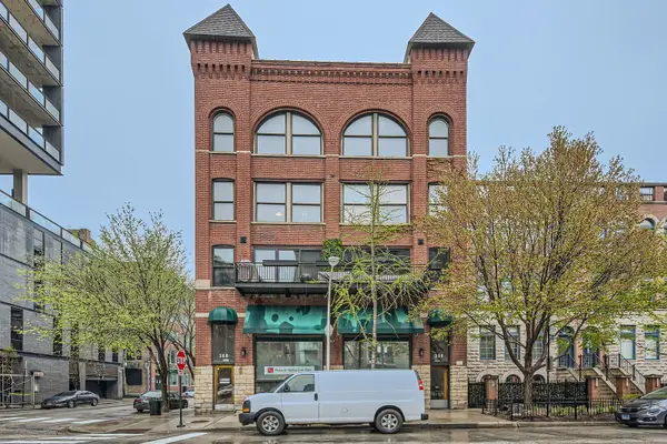 368 W Huron Street #2N, Chicago, IL 60654