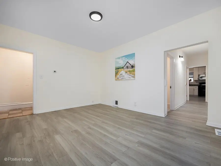 547 S Martin Luther King Jr Avenue, Waukegan, IL 60085 - Image #3