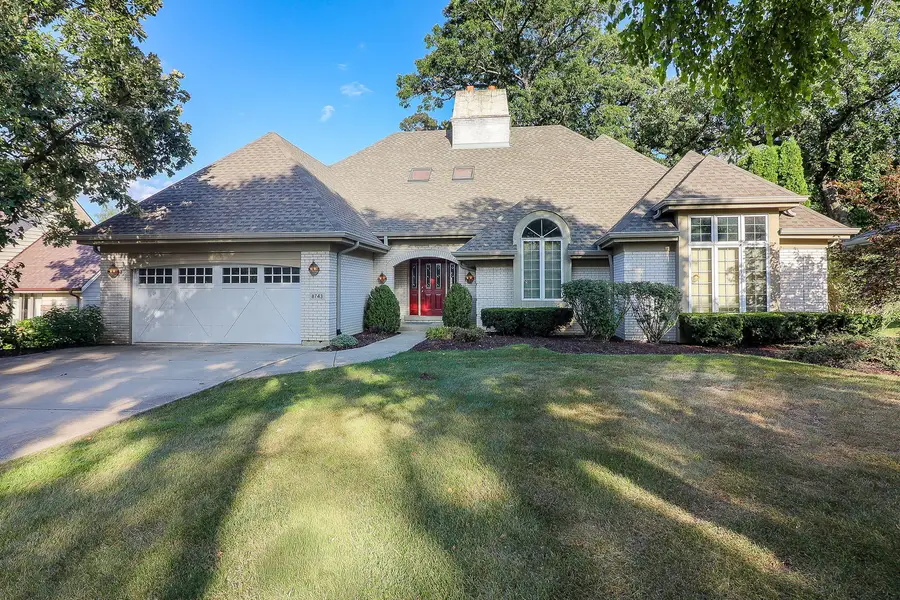 8743 Kentwood Court, Darien, IL 60561 - Image #2