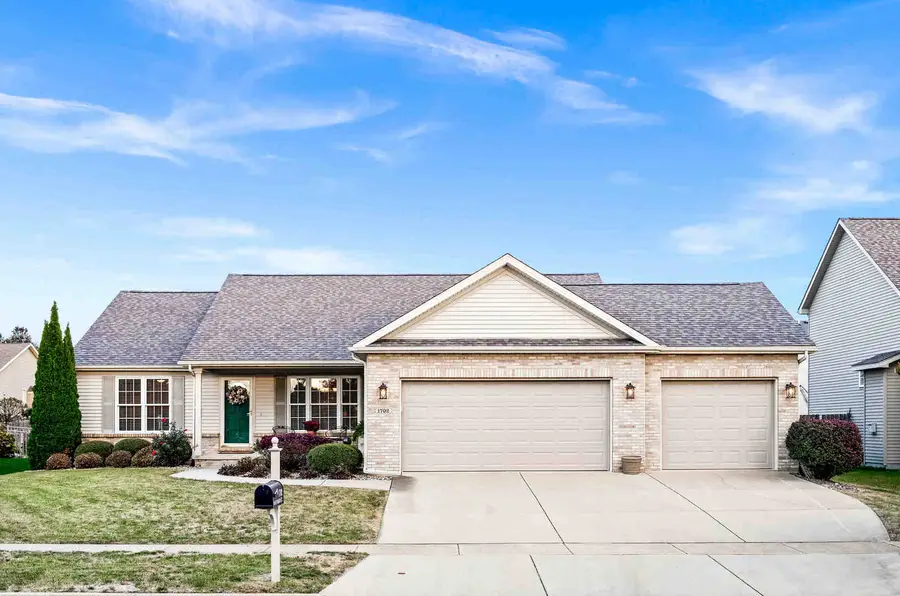 1702 Whitmer Court, Bloomington, IL 61704 - Image #2