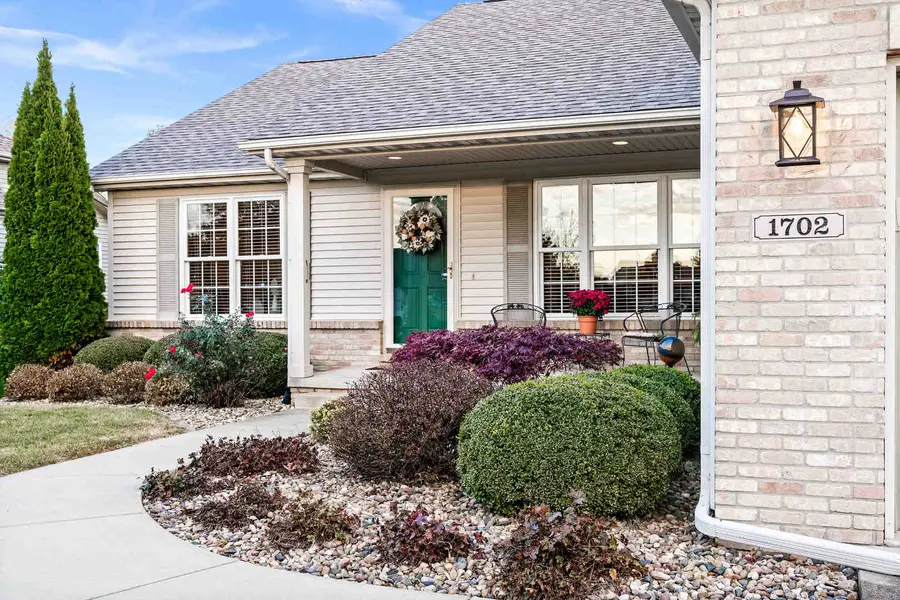 1702 Whitmer Court, Bloomington, IL 61704 - Image #3