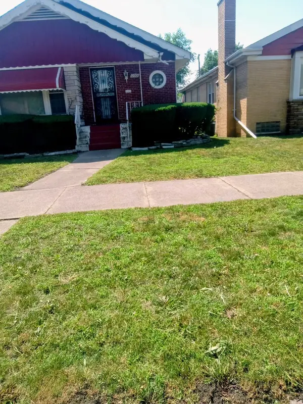 10906 S Wallace Street, Chicago, IL 60628