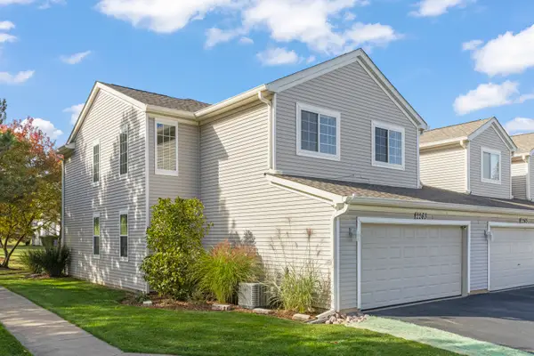 2263 Reflections Drive, Aurora, IL 60502