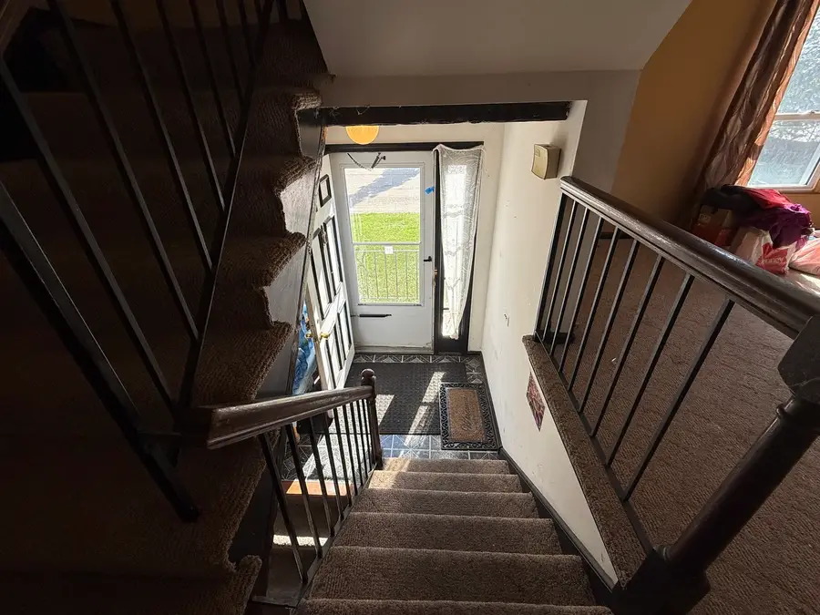 2238 Clifton Place, Hoffman Estates, IL 60169 - Image #2