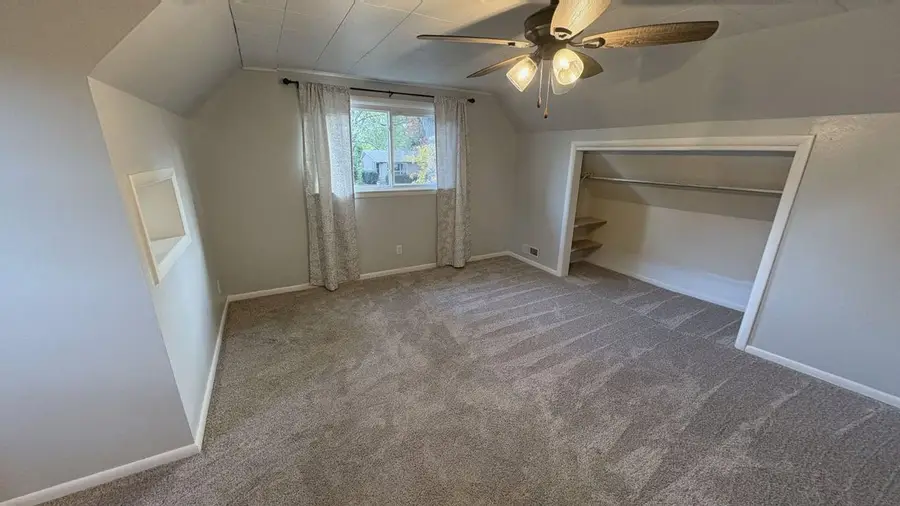 2032 W Laurel Street, Freeport, IL 61032 - Image #3