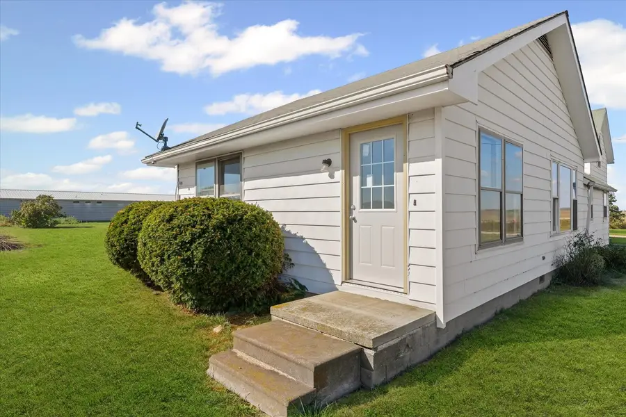 139 N 1500e Road, Paxton, IL 60957 - Image #3