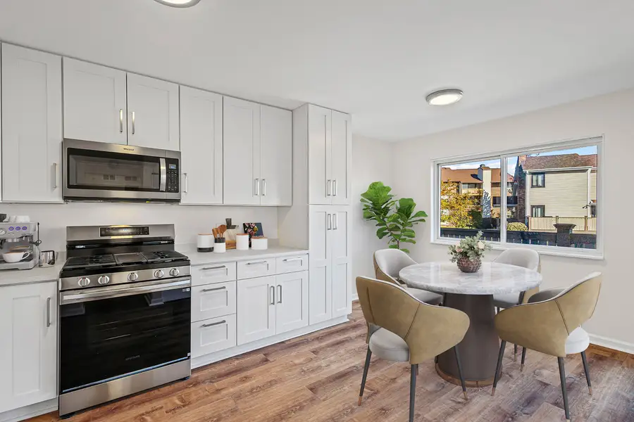 1024 Sussex Drive, Northbrook, IL 60062 - Image #2