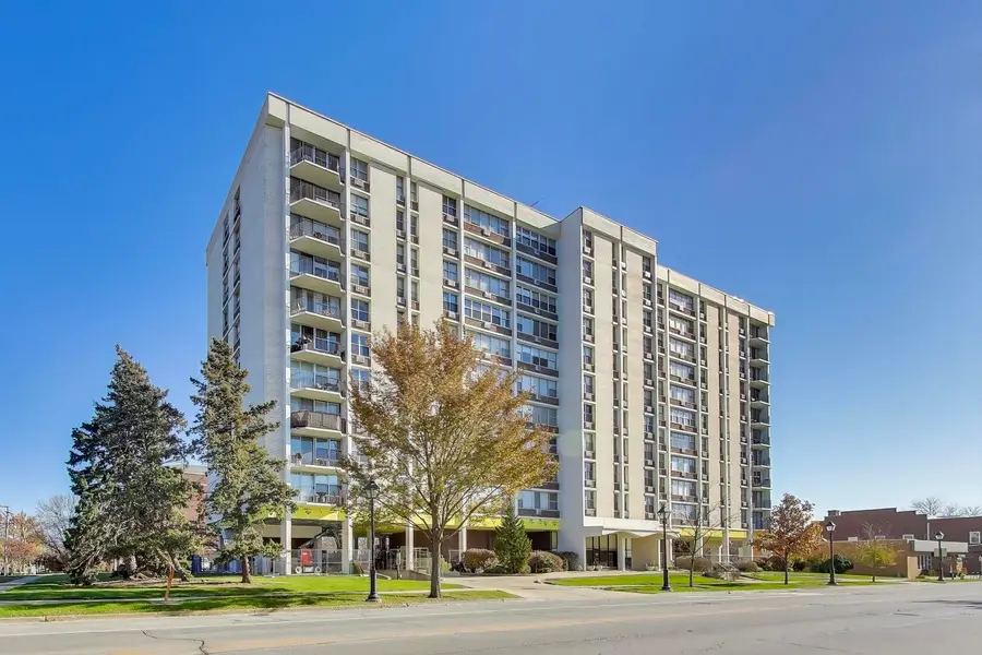 Address Withheld By Seller, Lombard, IL 60148 - Image #3