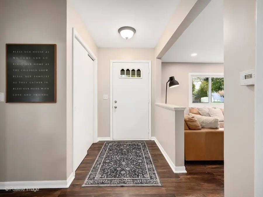 2 Sunset Lane, Algonquin, IL 60102 - Image #3