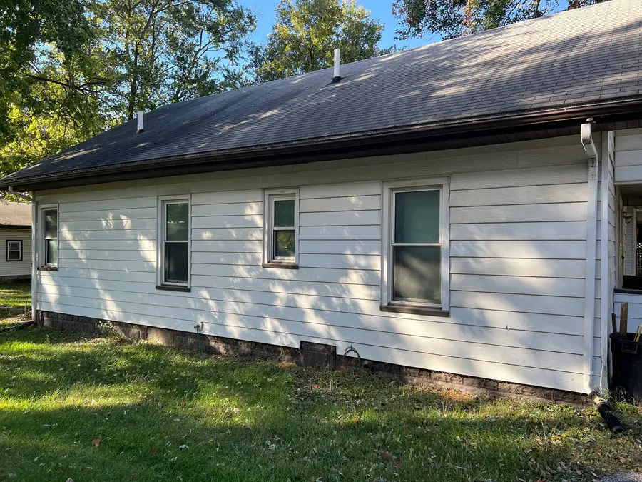 405 E Oakley Street, Glasford, IL 61533 - Image #2