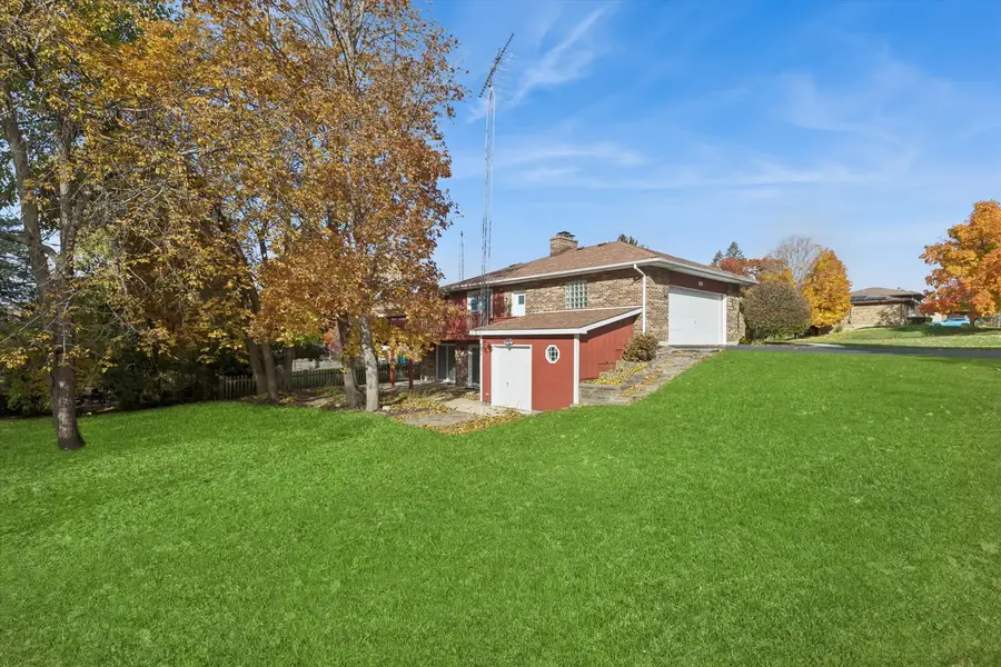 970 Tara Drive, Woodstock, IL 60098 - Image #3