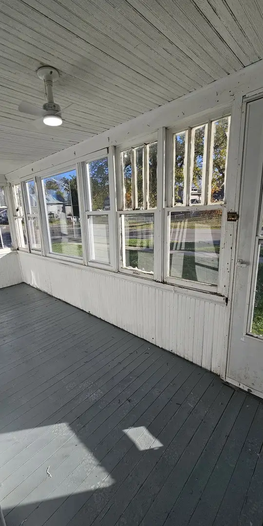 809 W Park Avenue, Aurora, IL 60506 - Image #2