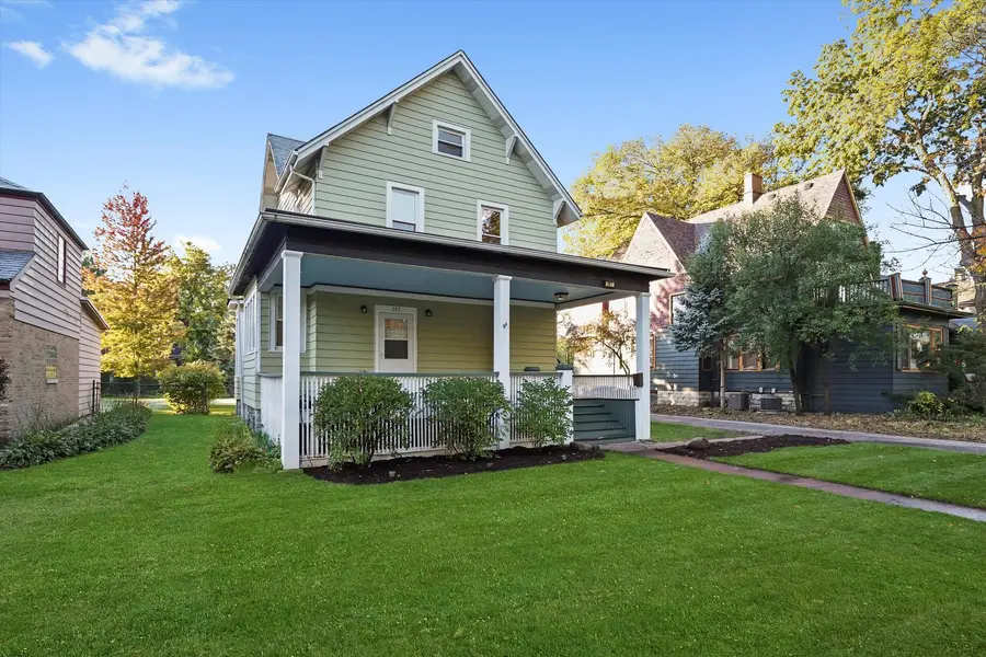 197 Herrick Road, Riverside, IL 60546 - Image #2