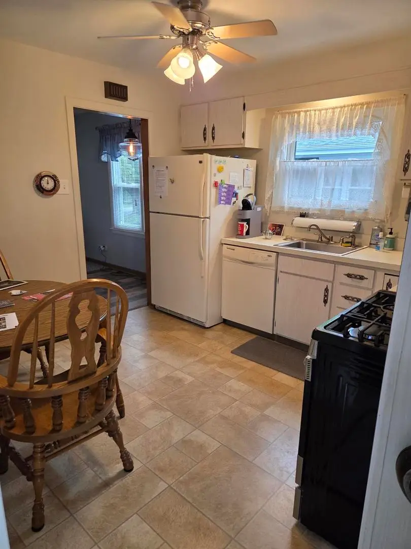 215 Brice Avenue, Mundelein, IL 60060 - Image #3