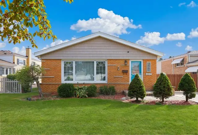 4913 W 105th Street, Oak Lawn, IL 60453 - Image #1