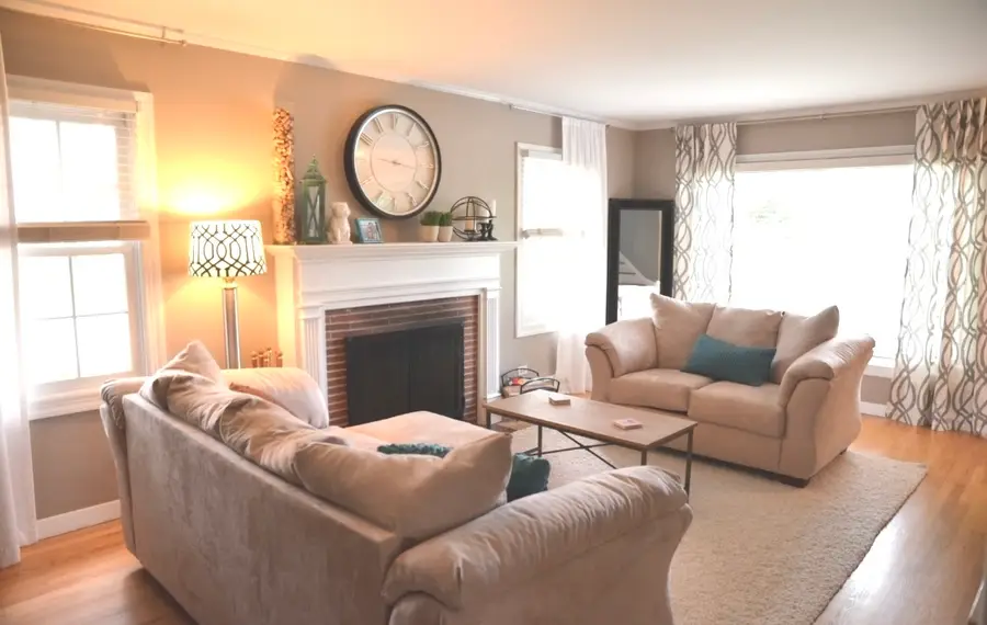 745 S Chestnut Avenue, Arlington Heights, IL 60005 - Image #2