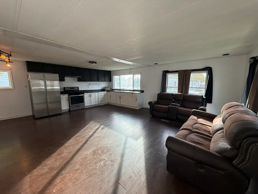 123 Knollwood Circle, Matteson, IL 60443 - Image #3