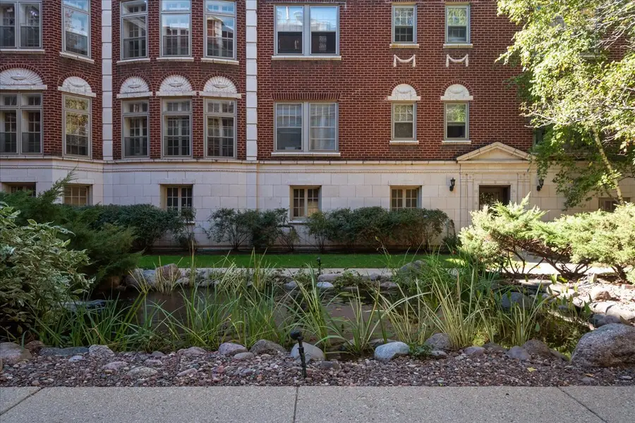 496 Sheridan Road #1, Evanston, IL 60202 - #3