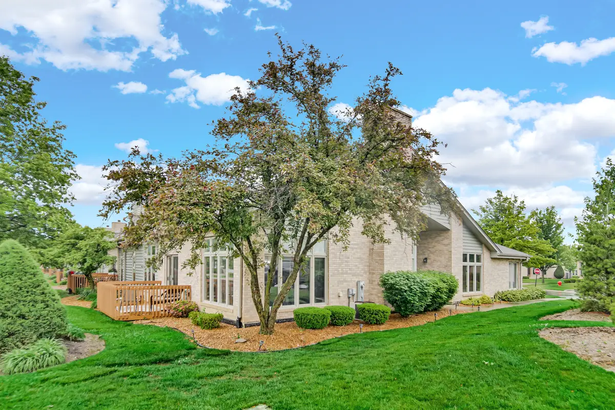 19 W Bay Road, Palos Heights, IL 60463 - Image #1