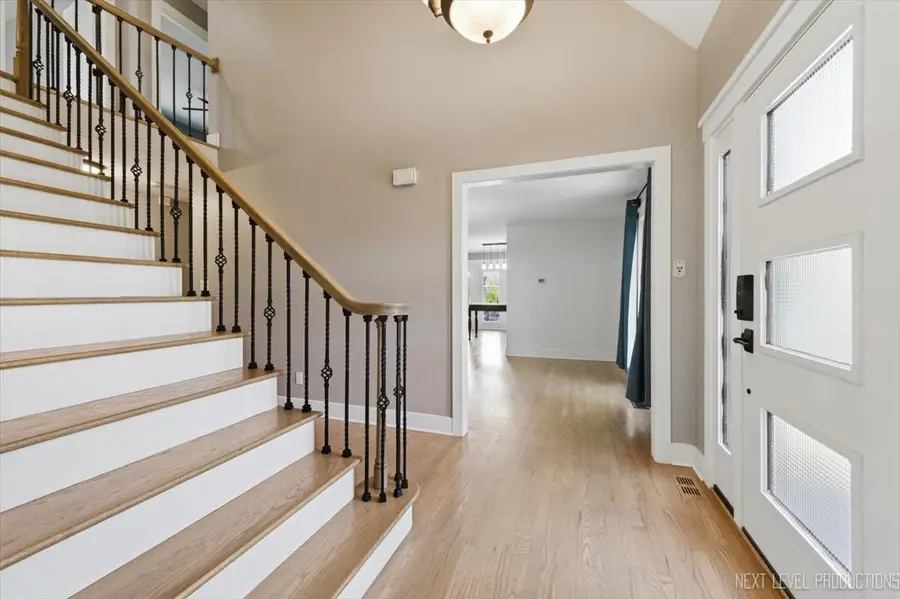 980 Persimmon Court, Saint Charles, IL 60174 - #2