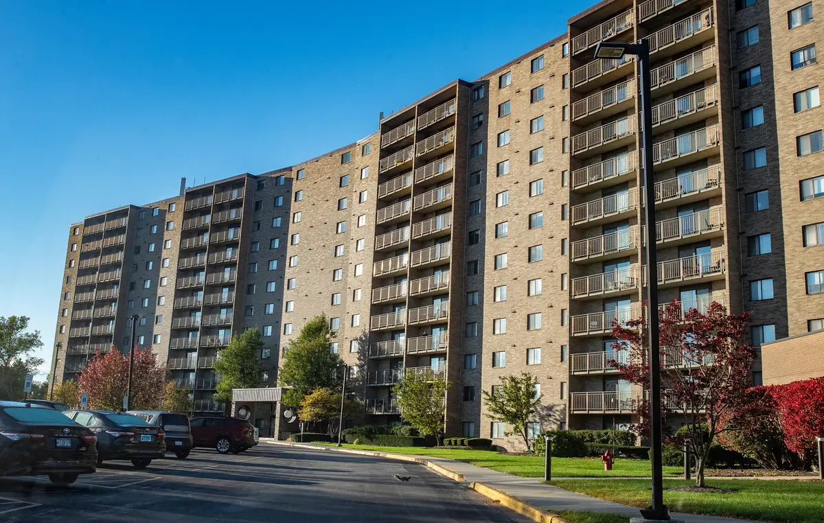 6340 Americana Drive #513, Willowbrook, IL 60527 - Image #1