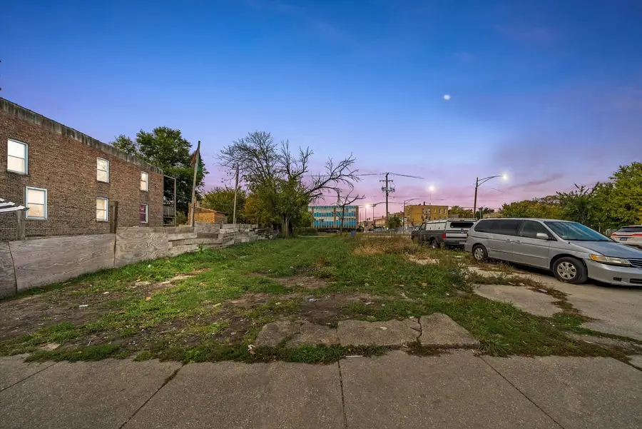 1606 S Drake Avenue, Chicago, IL 60623 - Image #2