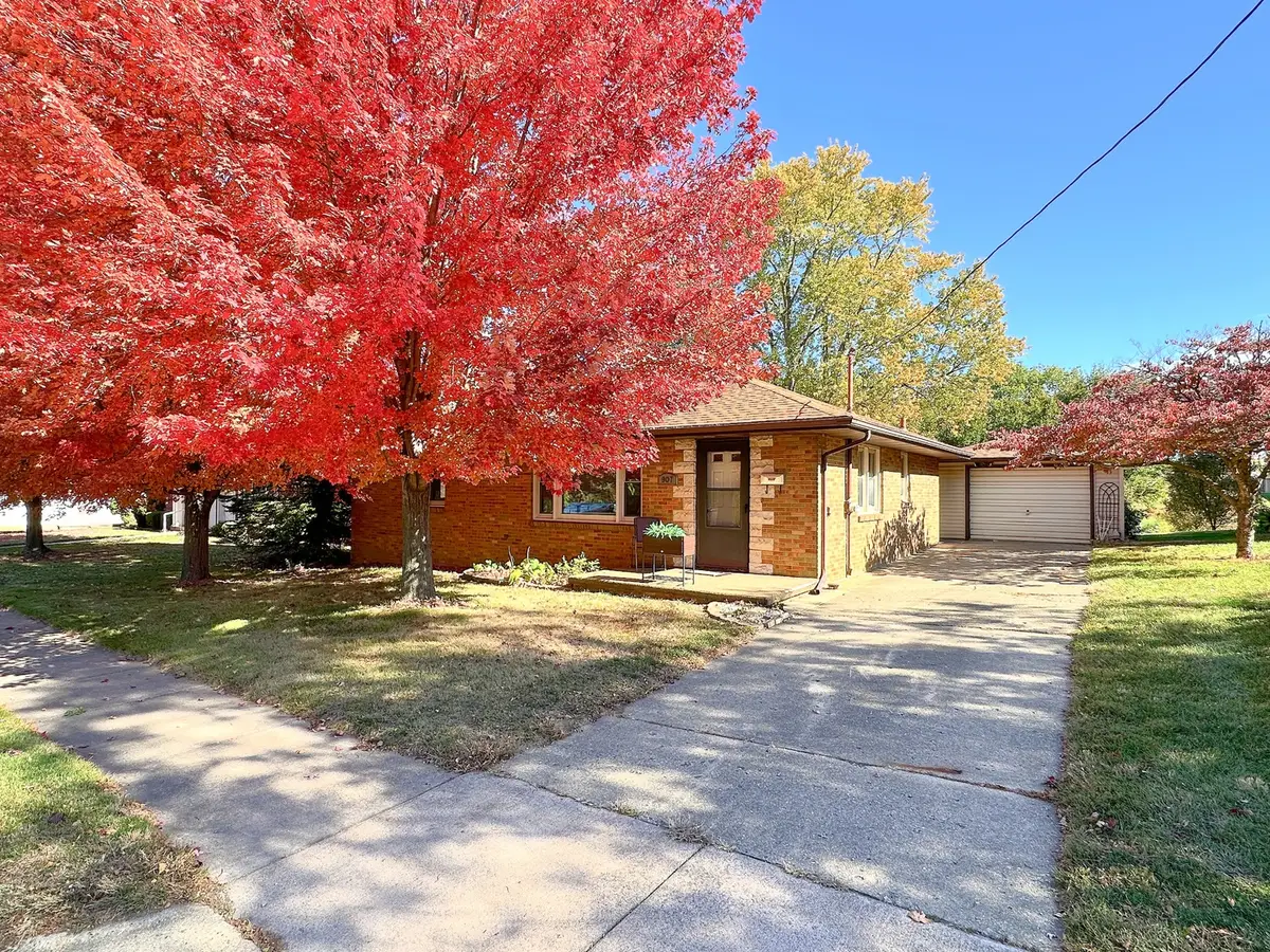 907 S Park Street, Streator, IL 61364 - Image #1