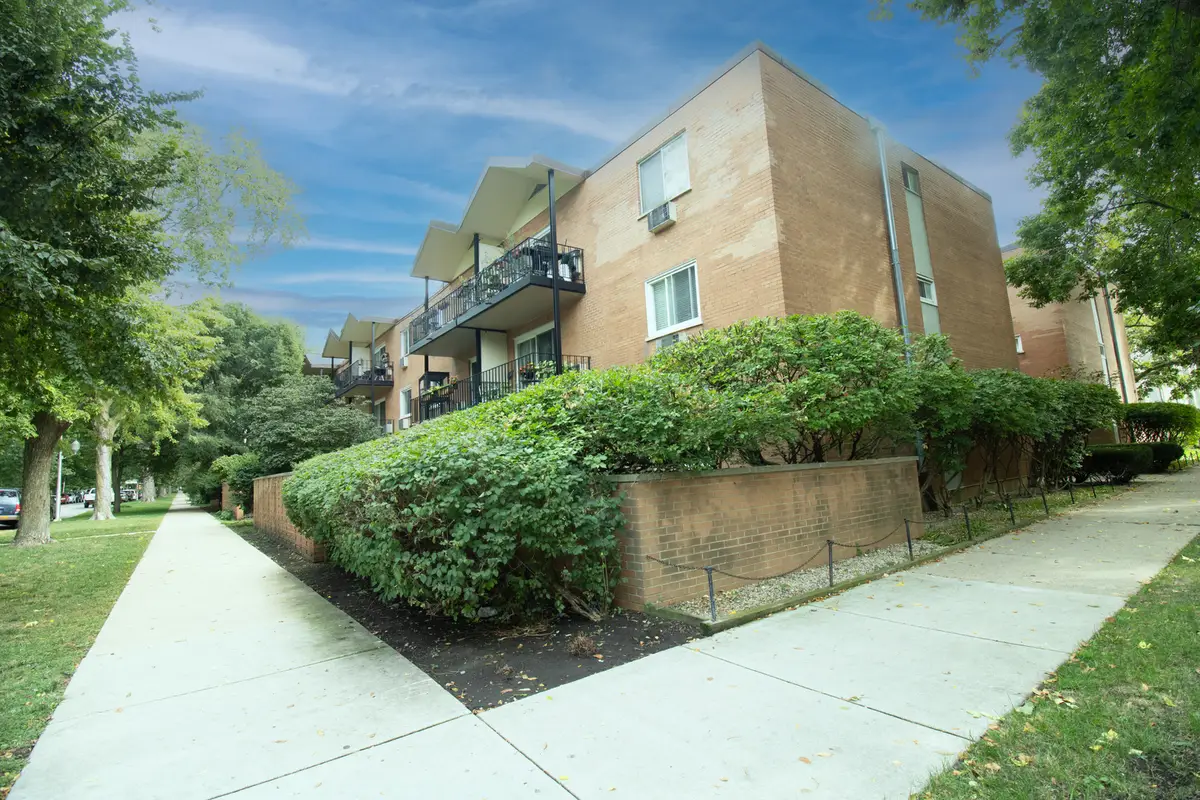 1545 W Chase Avenue #305, Chicago, IL 60626 - Image #1