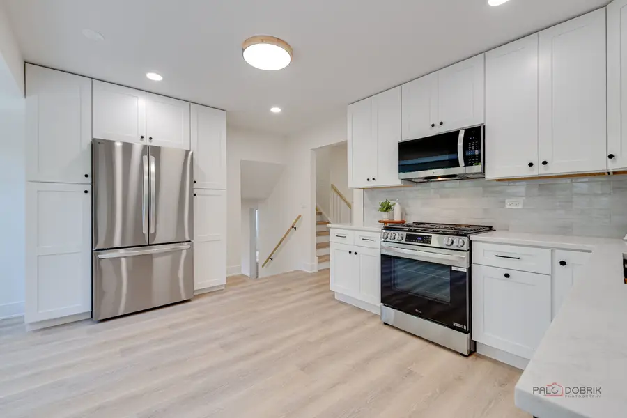 3023 N Windsor Drive, Arlington Heights, IL 60004 - Image #3