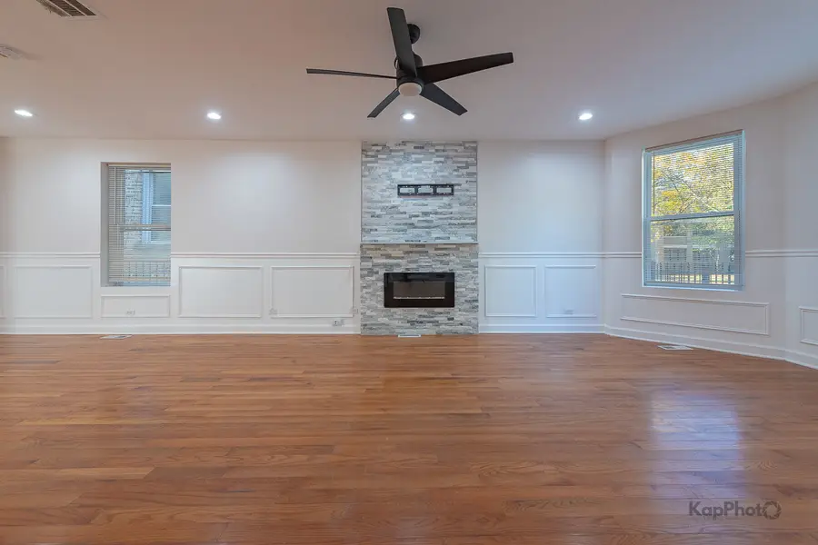 527 N Ridgeway Avenue, Chicago, IL 60624 - Image #3