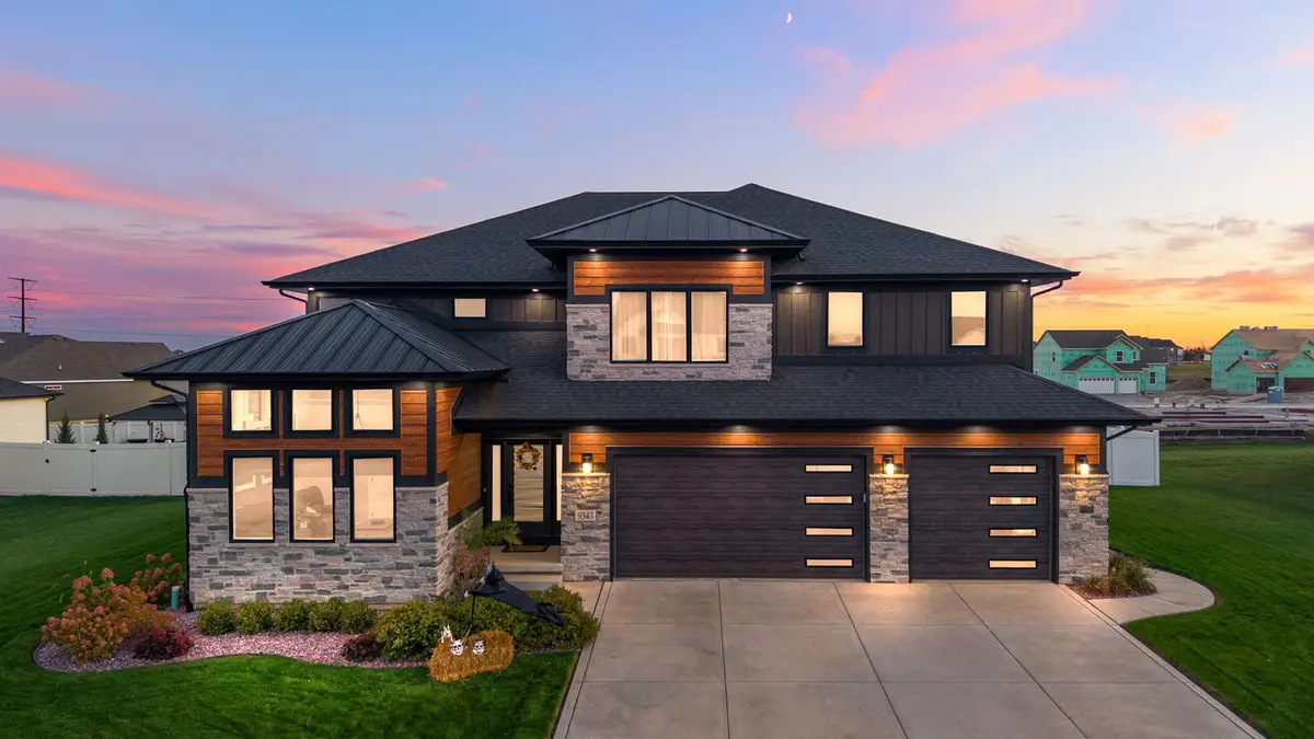 9343 Iris Drive, Saint John, IN 46373 - Image #1