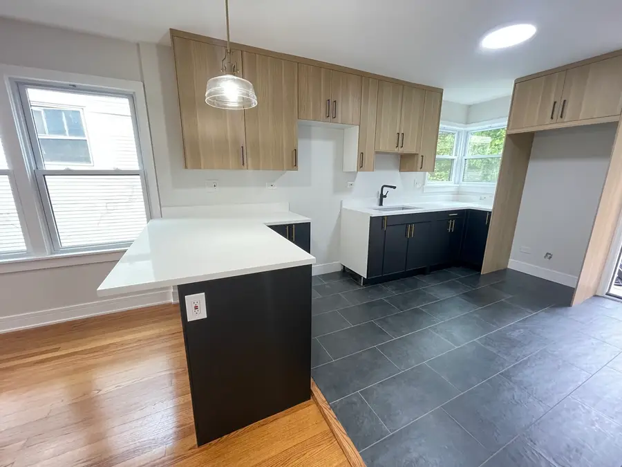 7212 S Euclid Avenue, Chicago, IL 60649 - Image #3