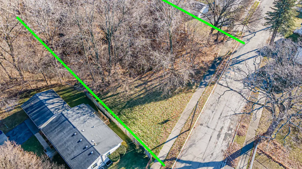 305 Besley Place, Waukegan, IL 60085 - Image #1