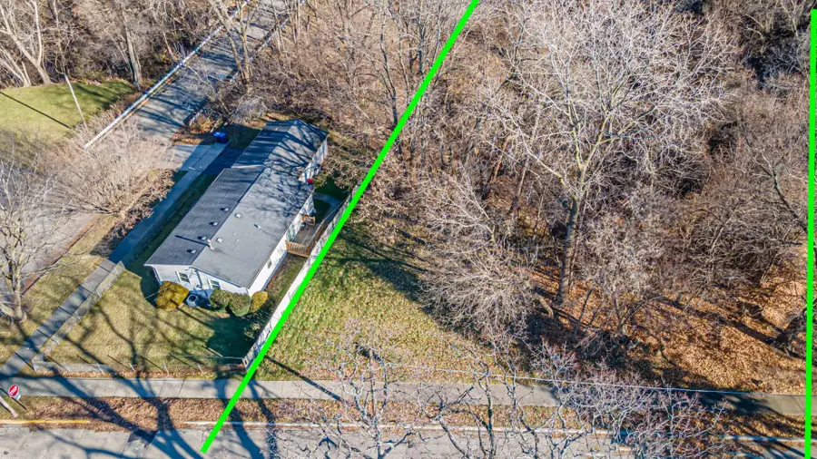 305 Besley Place, Waukegan, IL 60085 - Image #3