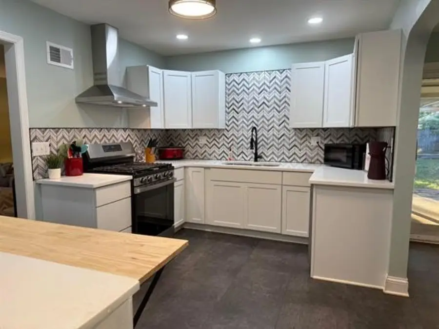 6320 John Street, Loves Park, IL 61111 - Image #3