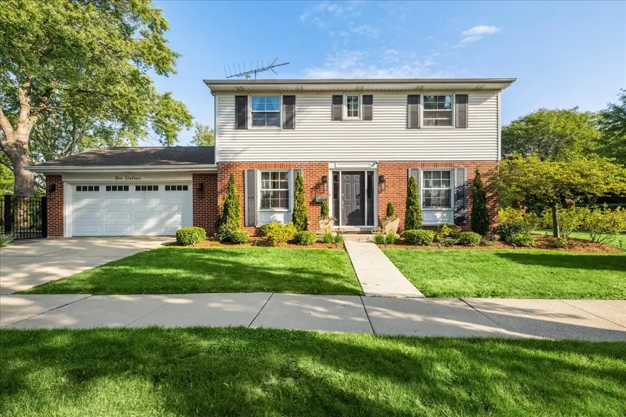 116 E Orchard Street, Arlington Heights, IL 60005 - Image #2