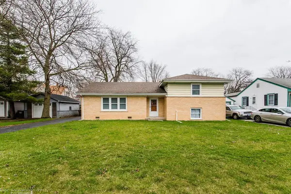309 E South Street, Peotone, IL 60468